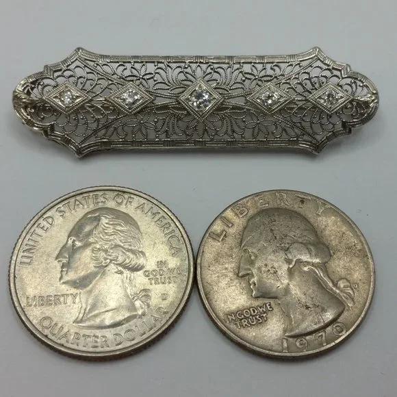 Beautiful Vintage 14K Karat Solid White Gold Designer Brooch With Diamonds